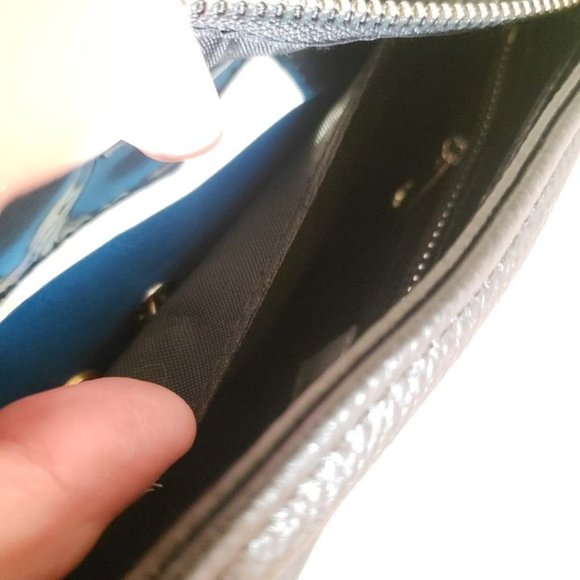 Enamel Pin display cat purse - Picture 5 of 6